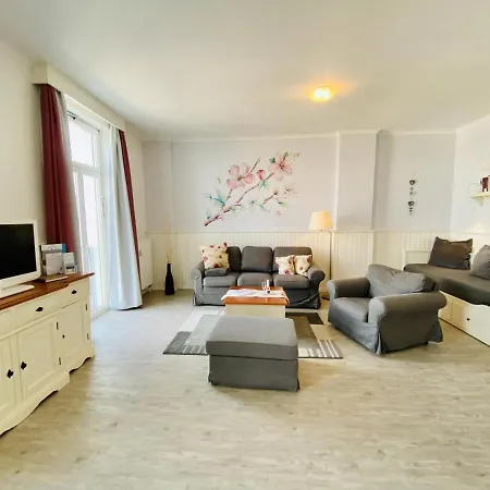 Berringer, Seestern, Direkt An Der Promenade *