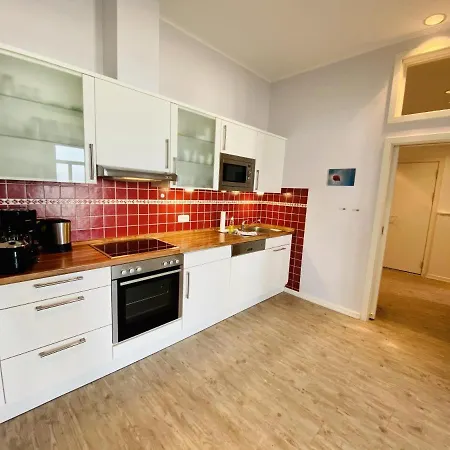 Berringer, Seestern, Direkt An Der Promenade Apartamento Rostock