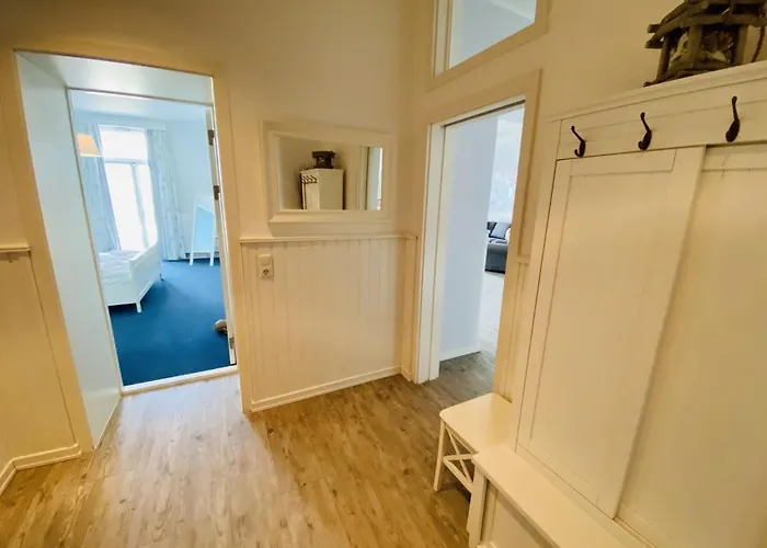 Berringer, Seestern, Direkt An Der Promenade