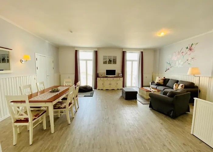 Berringer, Seestern, Direkt An Der Promenade アパート